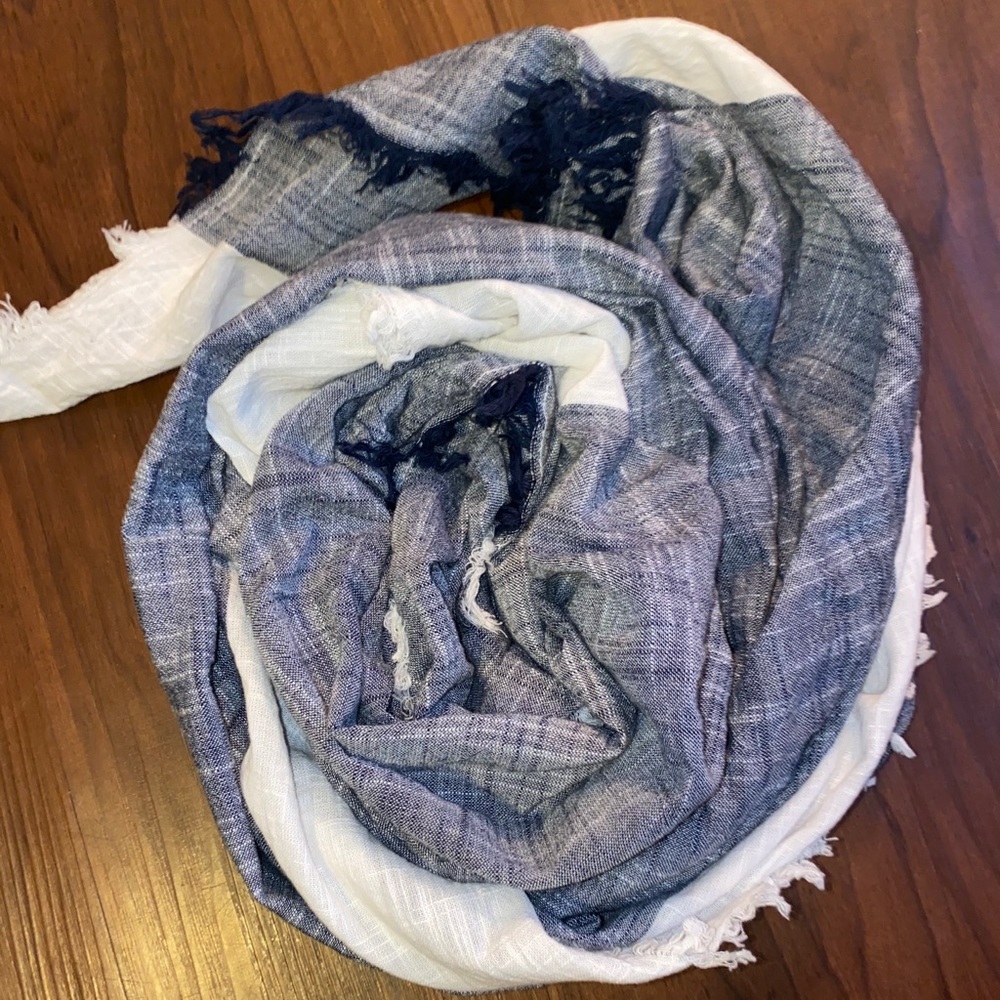 Large Blue & white scarf